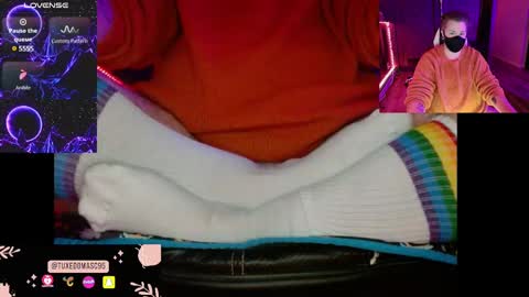 Snapshot of tuxedomasc95 chatting on 01.01.25 Alfie online show from 01.01.25