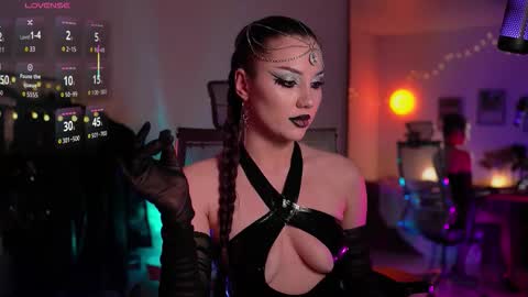 Miss Veth online show from 03.23.26