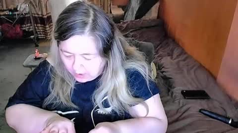 Lana online show from 02.18.25