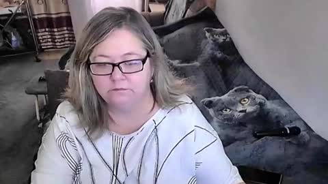 Lana online show from 10.20.25