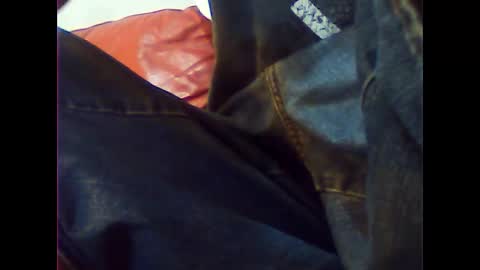 Snapshot of tweak_n_throb chatting on 01.12.25 Tweaking Masturbation Addict online show from 01.12.25