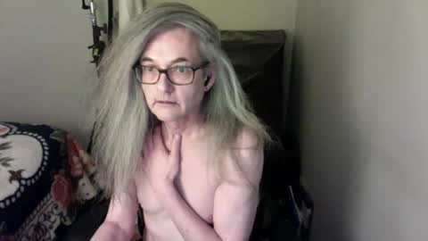 twigslet online show from 03.02.26