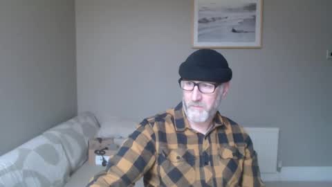 Snapshot of twilightchilli chatting on 11.22.25 twilightchilli online show from 11.22.25