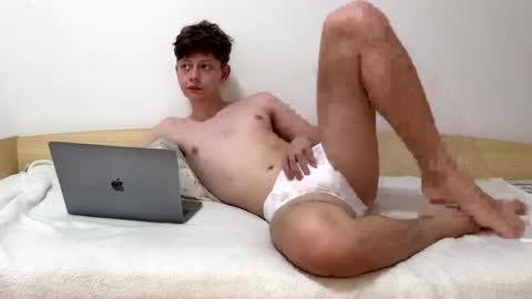 Snapshot of twink0dream chatting on 05.31.26 twink0dream online show from 05.31.26