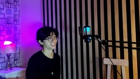 Snapshot of twink_sebas7 chatting on 04.18.26 Sebastin online show from 04.18.26