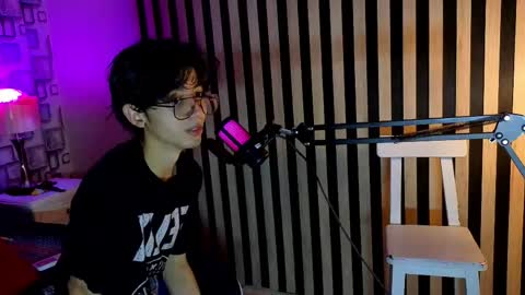 Snapshot of twink_sebas7 chatting on 04.22.26 Sebastin online show from 04.22.26
