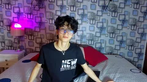 Snapshot of twink_sebas7 chatting on 04.28.26 Sebastin online show from 04.28.26