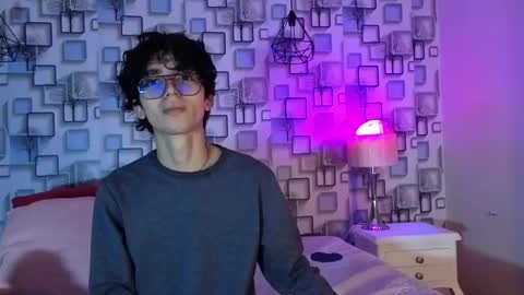 Snapshot of twink_sebas7 chatting on 04.30.26 Sebastin online show from 04.30.26