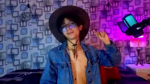 Snapshot of twink_sebas7 chatting on 05.09.26 Sebastin online show from 05.09.26