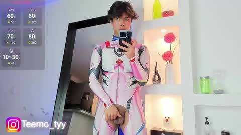 Snapshot of twink_teemo chatting on 09.20.25 twink_teemo online show from 09.20.25