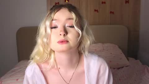 twinklefluff online show from 01.07.26