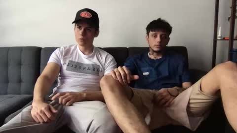 Snapshot of twinksguys360 chatting on 10.23.25 Derrick online show from 10.23.25