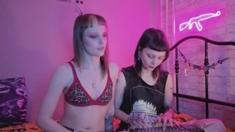 Sin and Skin online show from 03.25.26