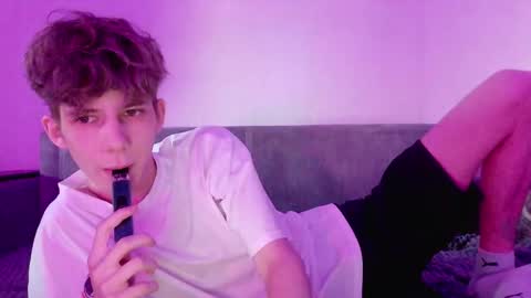 TwiShadow online show from 02.22.26