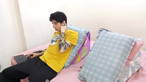 Snapshot of two_souls69 chatting on 12.18.25 Matt online show from 12.18.25