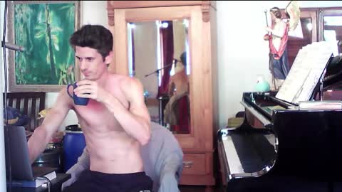 Snapshot of twoforallprivate chatting on 02.02.25 TobeBritta online show from 02.02.25