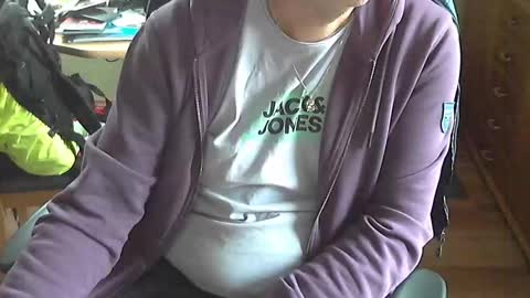 Snapshot of tx68 chatting on 11.26.25 tx68 online show from 11.26.25