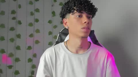 Snapshot of tyler_garcia_ chatting on 02.11.25 Tyler Garcia online show from 02.11.25