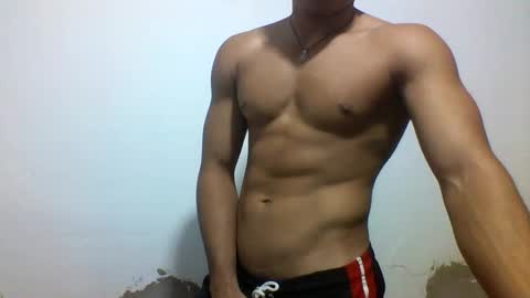 Snapshot of tyler_gold823 chatting on 02.22.25 Tyler online show from 02.22.25