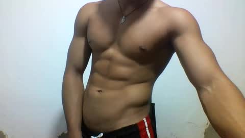 Snapshot of tyler_gold823 chatting on 02.23.25 Tyler online show from 02.23.25