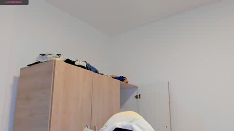     online show from 01.05.25