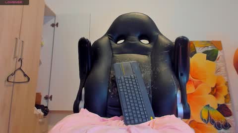     online show from 03.09.25