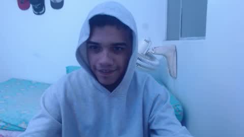 Snapshot of tyler_master24 chatting on 10.13.25 tyler online show from 10.13.25