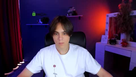 Snapshot of tyler_sparks_ chatting on 09.12.25 tyler_sparks_ online show from 09.12.25