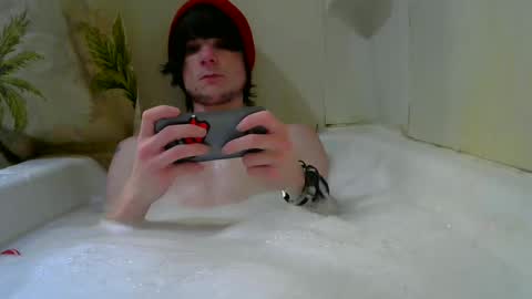 Snapshot of tylerlee199169 chatting on 01.10.25 Tyler online show from 01.10.25