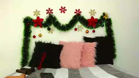 Snapshot of tylor_martinez chatting on 12.28.24 Tylor Martinez online show from 12.28.24