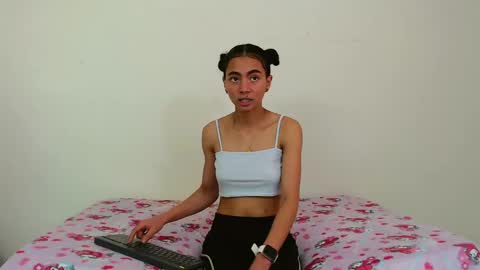 Snapshot of tylor_martinez chatting on 02.06.25 Tylor Martinez online show from 02.06.25