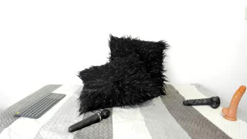 Snapshot of tylor_martinez chatting on 10.27.25 Tylor Martinez online show from 10.27.25