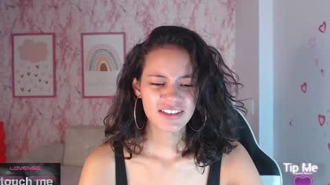 Snapshot of tyna_ch chatting on 02.28.25 TYNA online show from 02.28.25