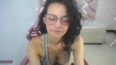 Snapshot of tyna_ch chatting on 06.13.26 TYNA online show from 06.13.26
