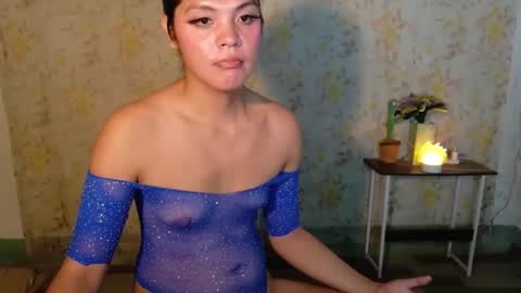 Snapshot of tynovaria chatting on 05.15.26 tynovaria online show from 05.15.26