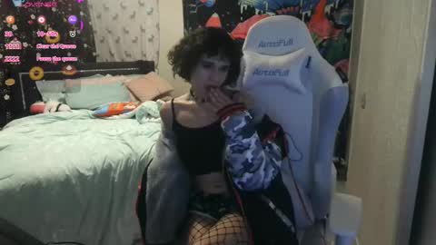 Snapshot of tyra_liana chatting on 03.03.25 Tyra Liana online show from 03.03.25