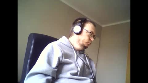 Snapshot of tyradi1991 chatting on 12.26.24 tyradi1991 online show from 12.26.24