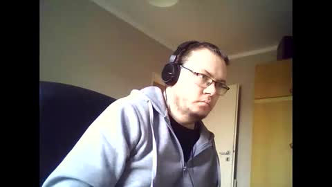 Snapshot of tyradi1991 chatting on 12.29.24 tyradi1991 online show from 12.29.24