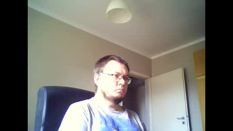 Snapshot of tyradi1991 chatting on 01.25.25 tyradi1991 online show from 01.25.25