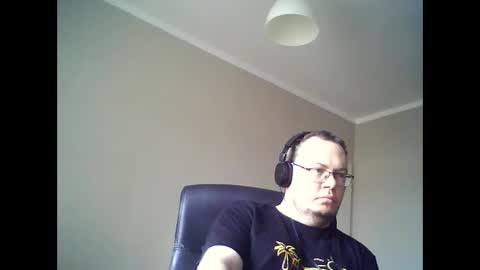 Snapshot of tyradi1991 chatting on 03.09.25 tyradi1991 online show from 03.09.25