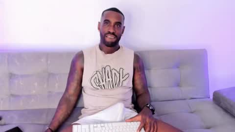 Snapshot of tyron_rulers chatting on 12.17.24 Dvid Rullers online show from 12.17.24