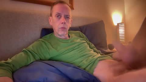 Snapshot of tyronev70 chatting on 04.03.26 Ty online show from 04.03.26