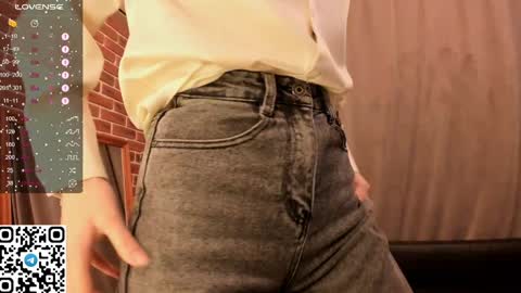 Snapshot of tyty_pupu chatting on 12.08.24 Christine 3 Next broadcast tomorrow at 2100 GMT 5 online show from 12.08.24