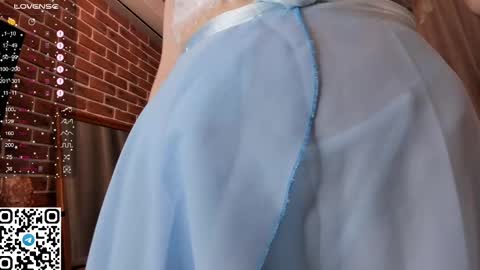 Snapshot of tyty_pupu chatting on 02.09.25 Christine 3 Next broadcast tomorrow at 2100 GMT 5 online show from 02.09.25