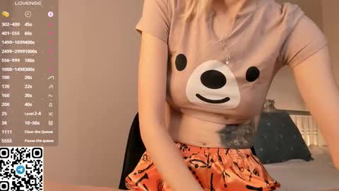 Snapshot of tyty_pupu chatting on 09.29.25 Christine 3 Next broadcast tomorrow at 2100 GMT 5 online show from 09.29.25