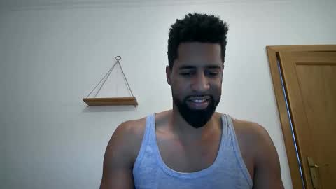 Snapshot of tzigane31 chatting on 02.28.25 tzigane31 online show from 02.28.25