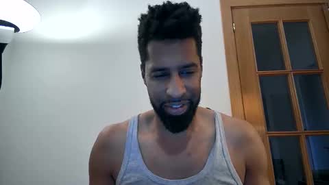 Snapshot of tzigane31 chatting on 03.02.25 tzigane31 online show from 03.02.25