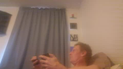 Snapshot of u2232739082 chatting on 06.14.26 u2232739082 online show from 06.14.26
