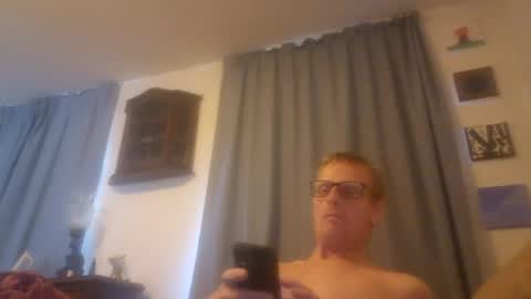 Snapshot of u2232739082 chatting on 06.18.26 u2232739082 online show from 06.18.26