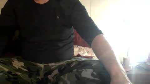 Snapshot of u_caught_us chatting on 01.13.25 u_caught_us online show from 01.13.25